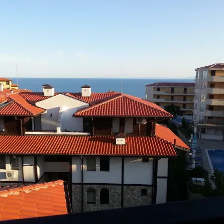 Etara 2, Sea View, Top Floor Apartment Sweti Wlas